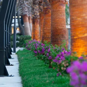 https://royal-park.albaniahotels.org
